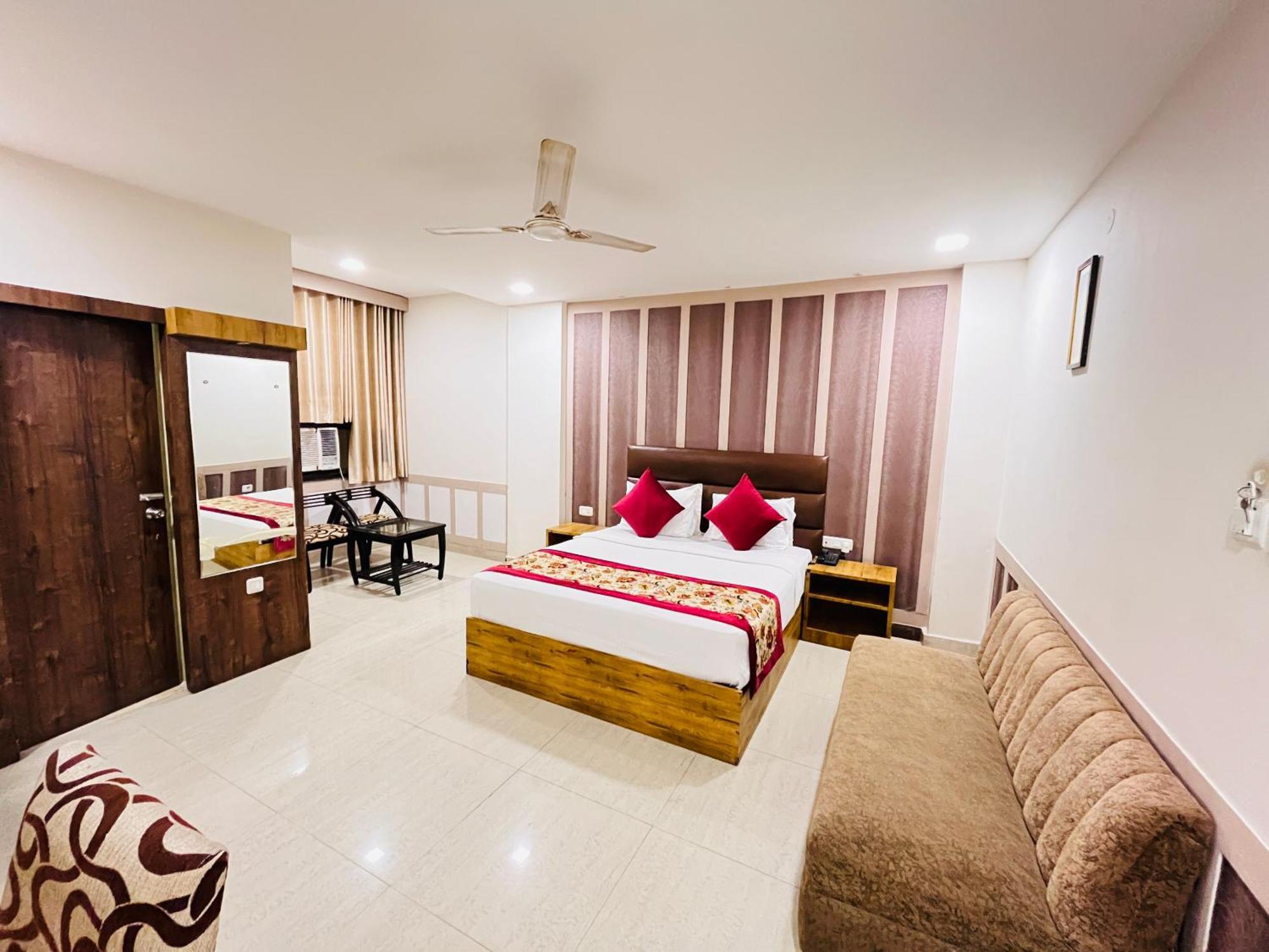 Ashoka Hotel Karol Bagh Delhi นิวเดลี ภายนอก รูปภาพ