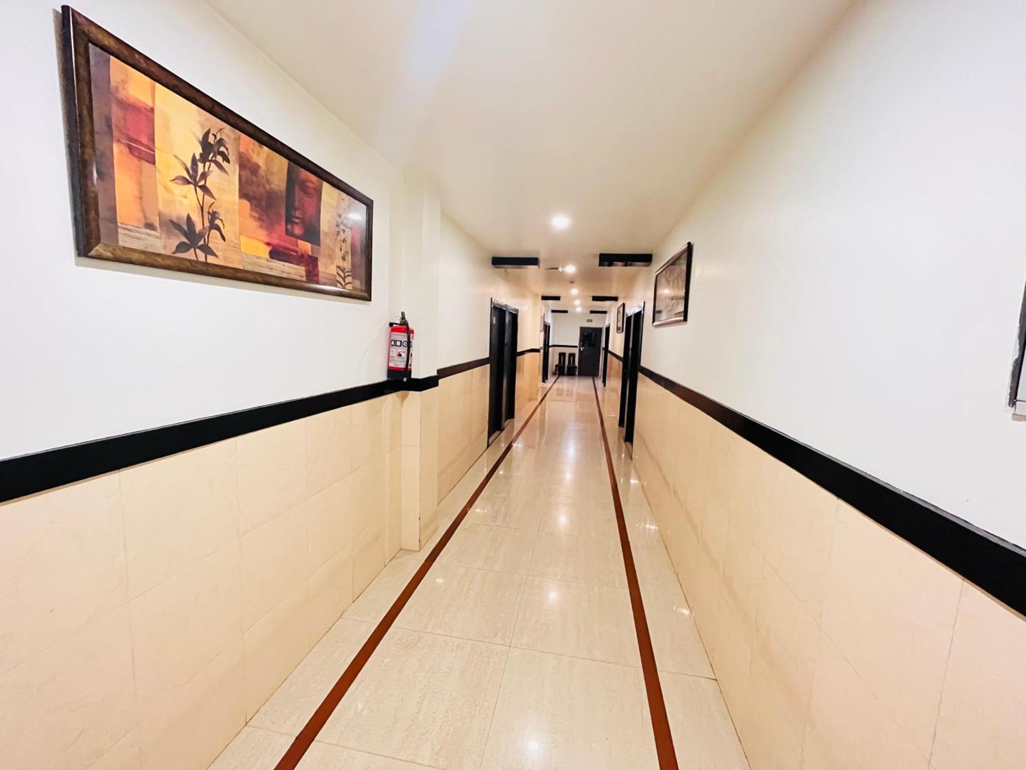 Ashoka Hotel Karol Bagh Delhi นิวเดลี ภายนอก รูปภาพ