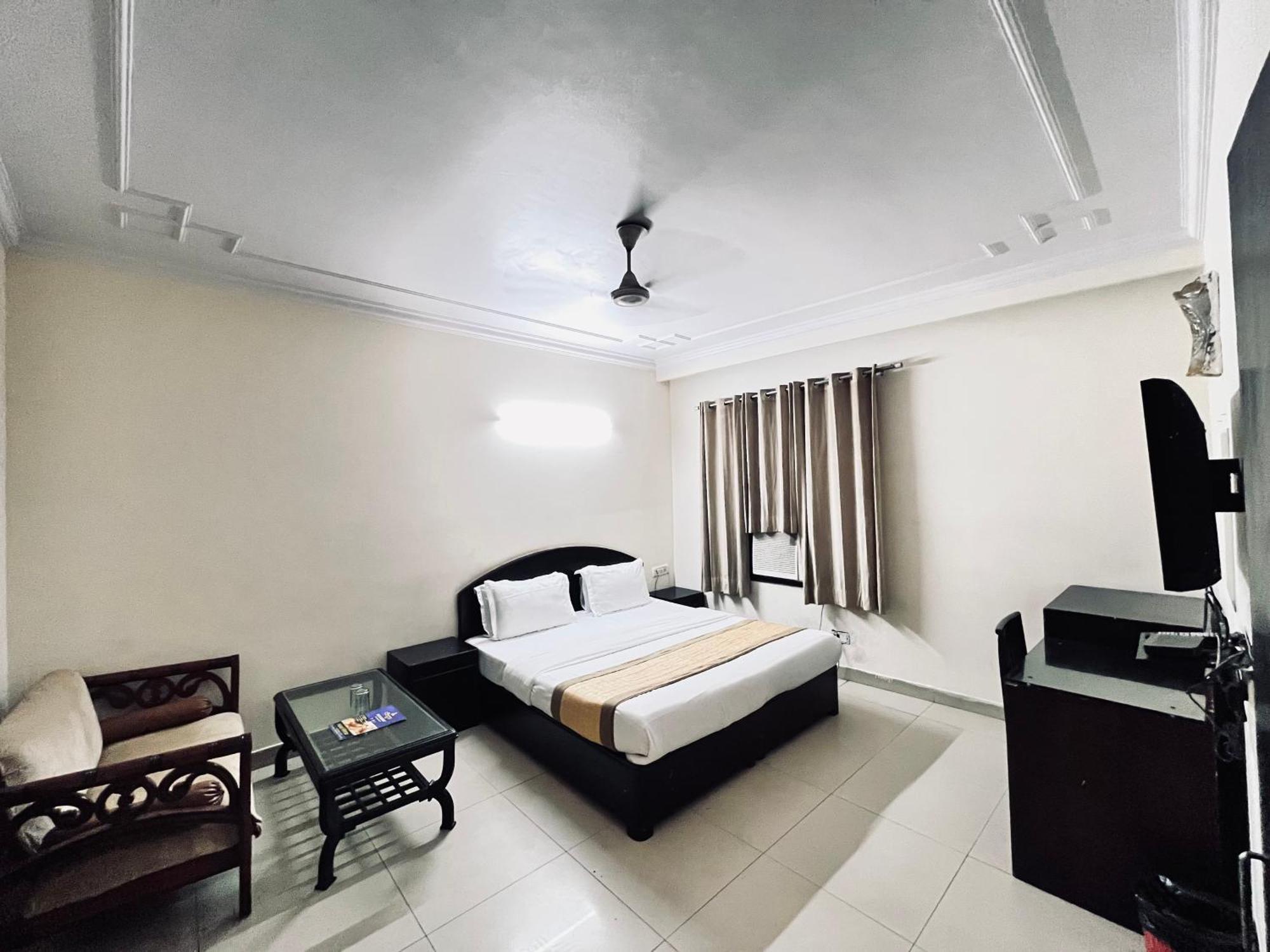 Ashoka Hotel Karol Bagh Delhi นิวเดลี ภายนอก รูปภาพ